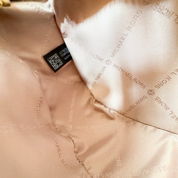 Michael Kors Small Shoulder Chain Bag Pale Gold - Picture 11 of 12